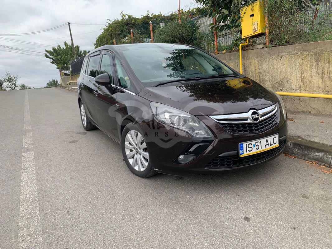 Opel Zafira C [2011 - Prezent Tourer 2.0 CDTI ecoFLEX Start/Stop Selection 2013