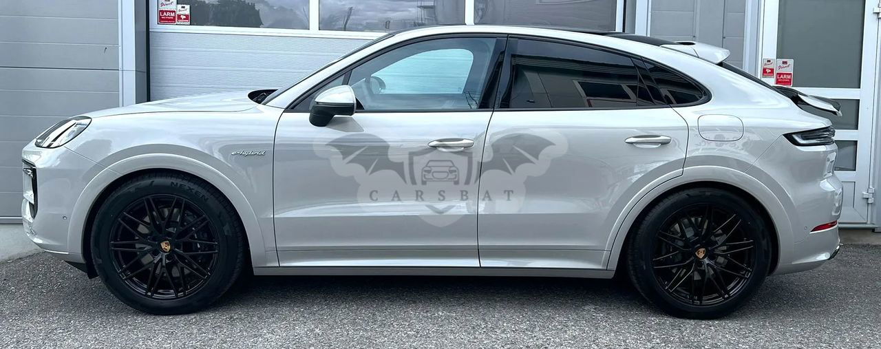 Porsche Cayenne E-Hybrid 2025