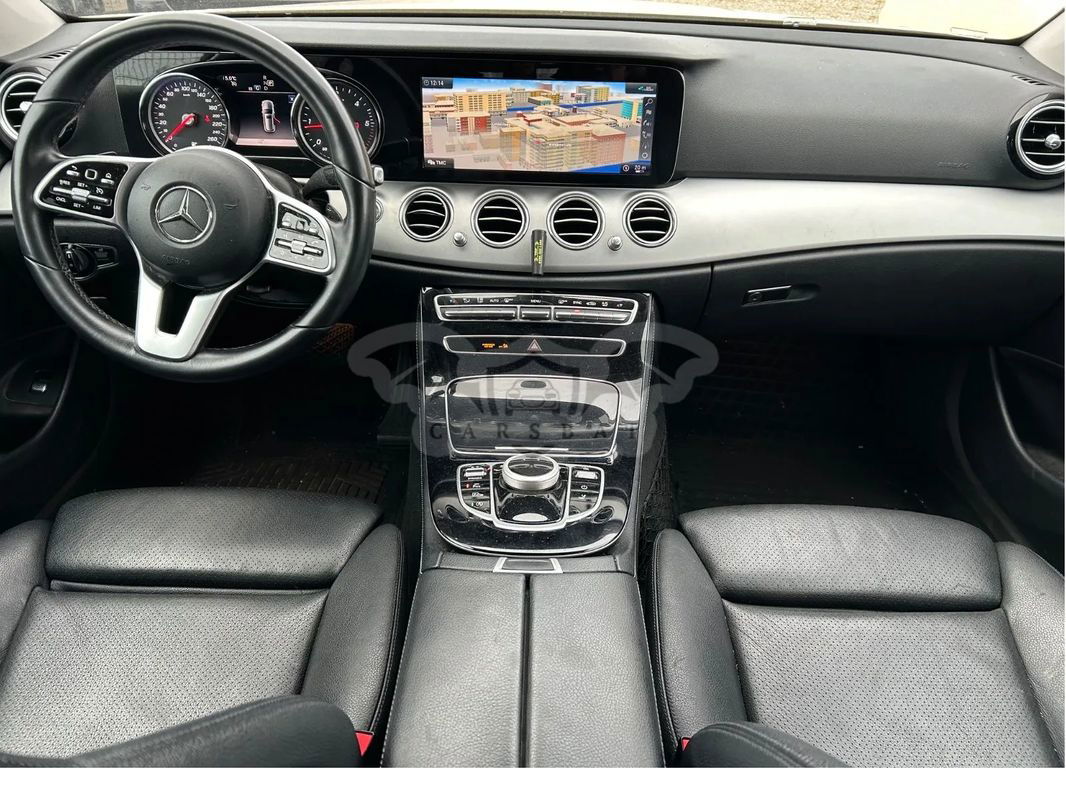 Mercedes-Benz E 220 d 4Matic T 9G-TRONIC Avantgarde 2018