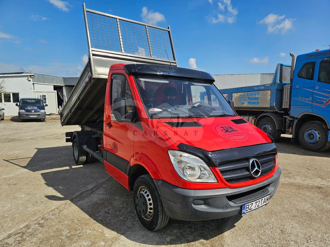 Mercedes-Benz Sprinter 2013
