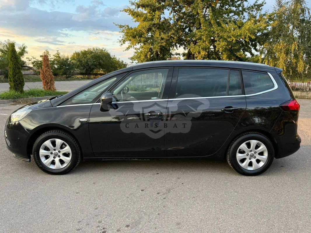 Opel Zafira C [2011 - Prezent Tourer 1.6 CDTI ECOTEC Start/Stop Cosmo 2016