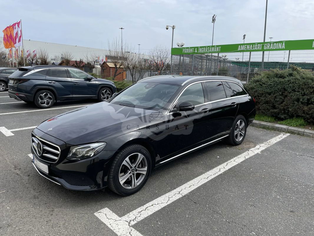 Mercedes-Benz E W213 [2016 - 2023] 200 4Matic T 9G-TRONIC Avantgarde 2019
