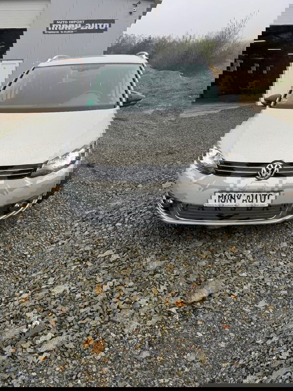 Volkswagen Touran 2.0 TDI DPF BlueMotion Technology Comfortline 2012