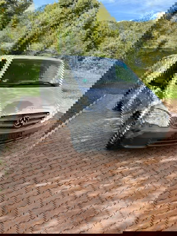 Mercedes-Benz Vito 2013