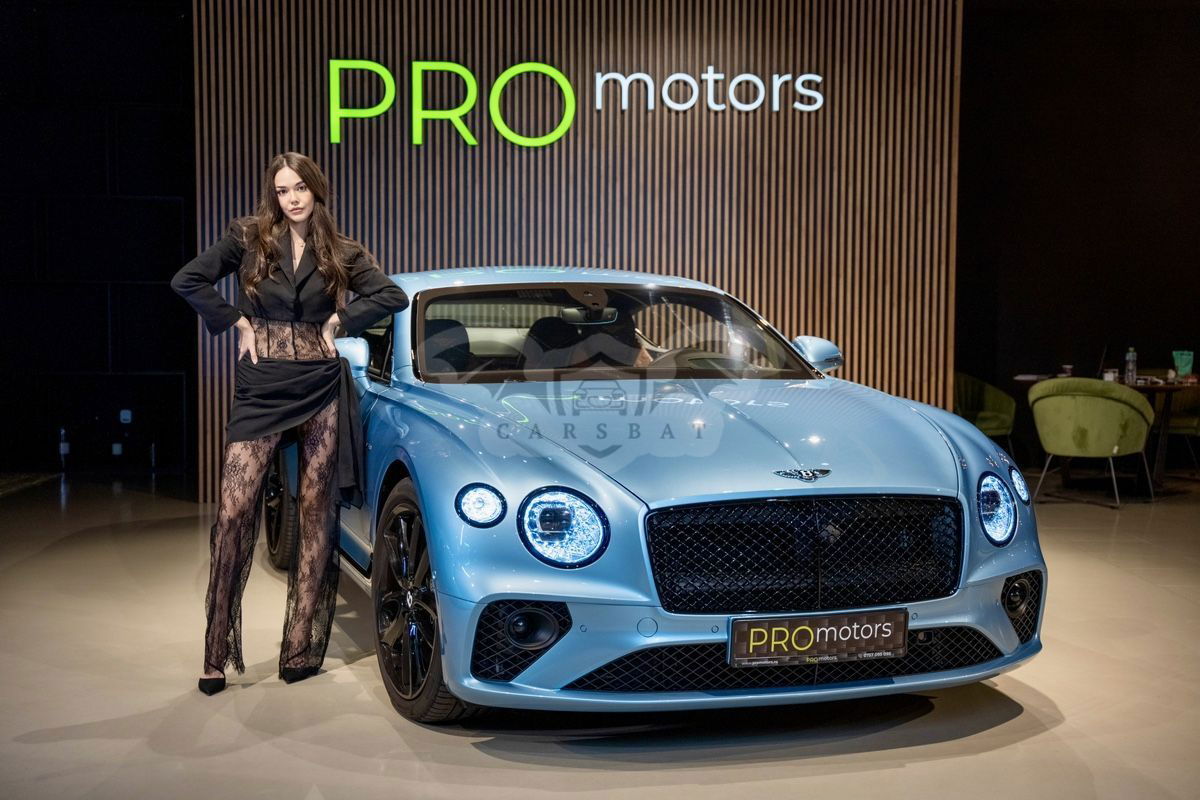Bentley Continental 2021