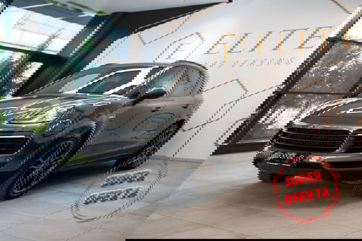 Porsche Cayenne 2021
