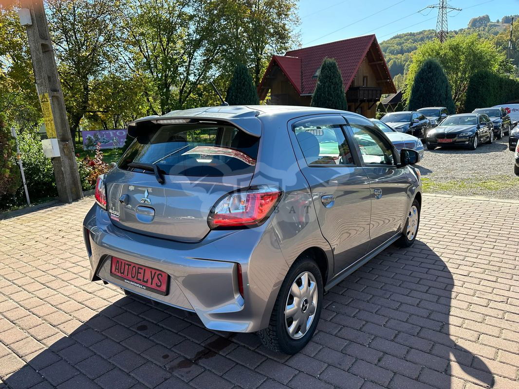 Mitsubishi Mirage 2023
