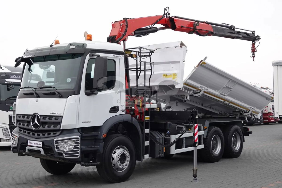 Mercedes-Benz Arocs 2016