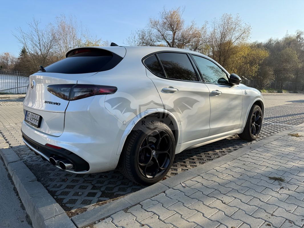 Alfa Romeo Stelvio 2.9 V6 Turbo AWD AT8 Quadrifoglio 2021