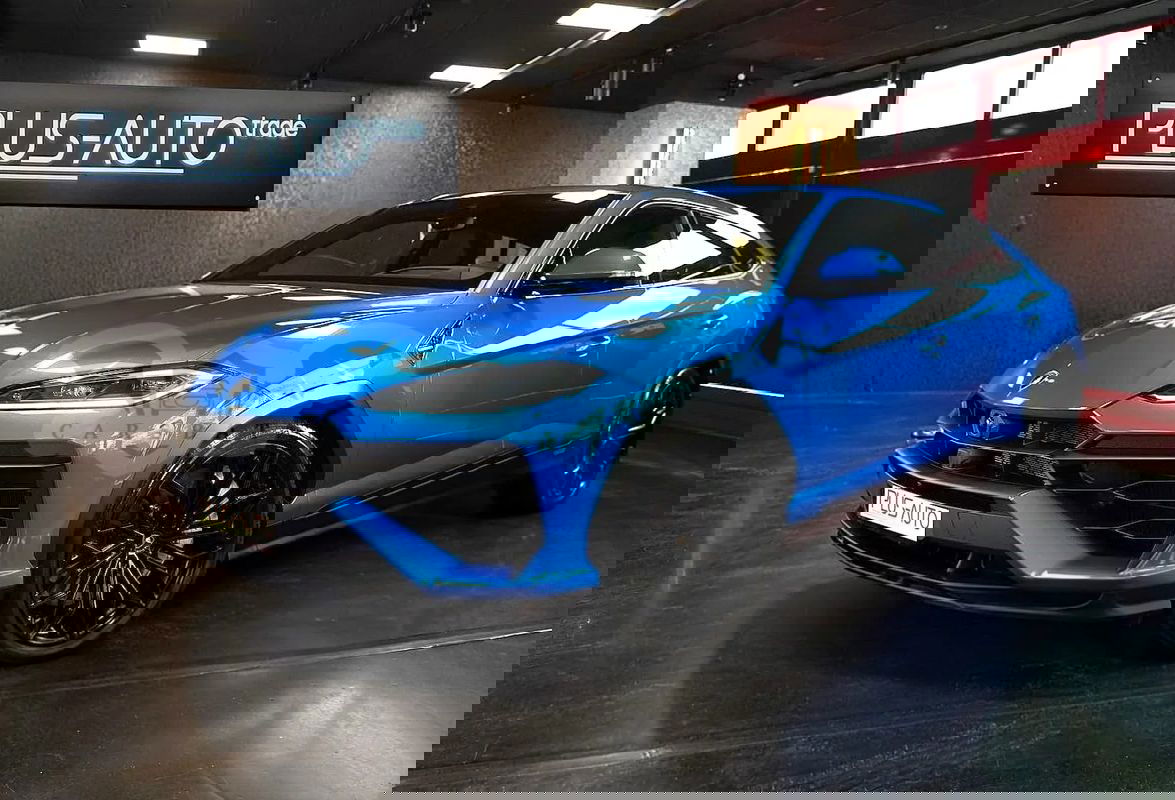 Lamborghini Urus 2025