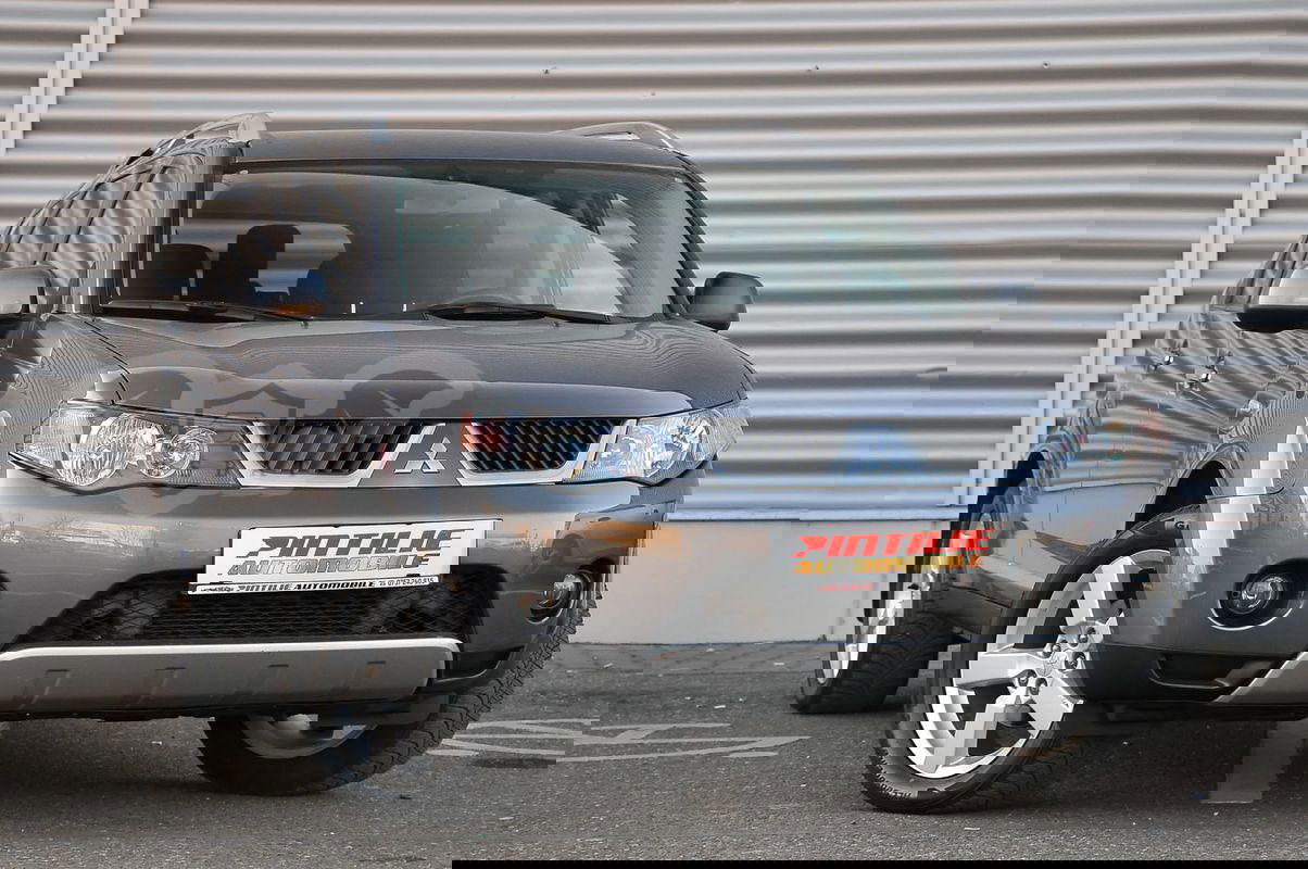 Mitsubishi Outlander II [2005 - 2012] 2.0 DI-D 4WD Instyle 2009