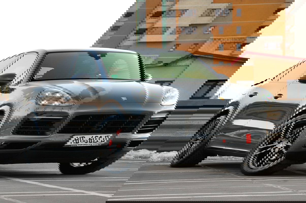 Porsche Cayenne Tiptronic S 2020