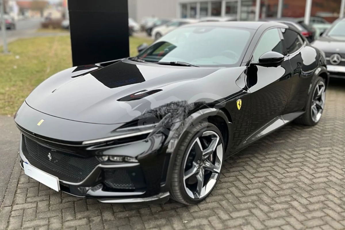 Ferrari Purosangue 2024