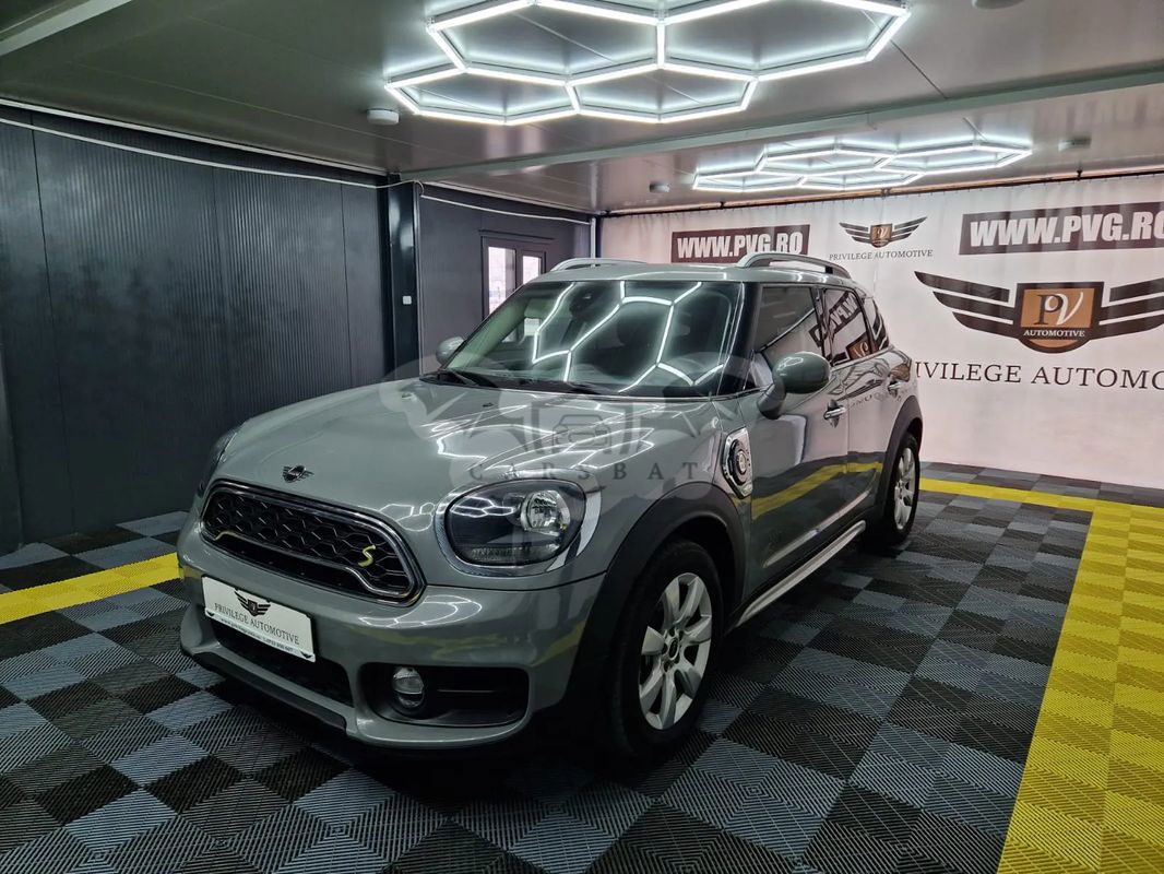 Mini Countryman Cooper S E ALL4 AT 2019