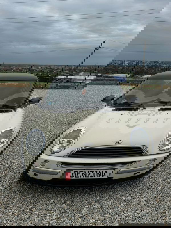 Mini One 2004