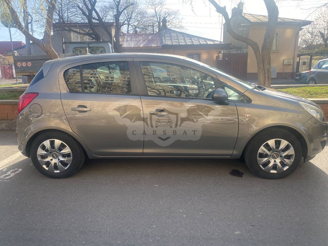 Opel Corsa D [2006 - 2014] 1.2 Cosmo 2010