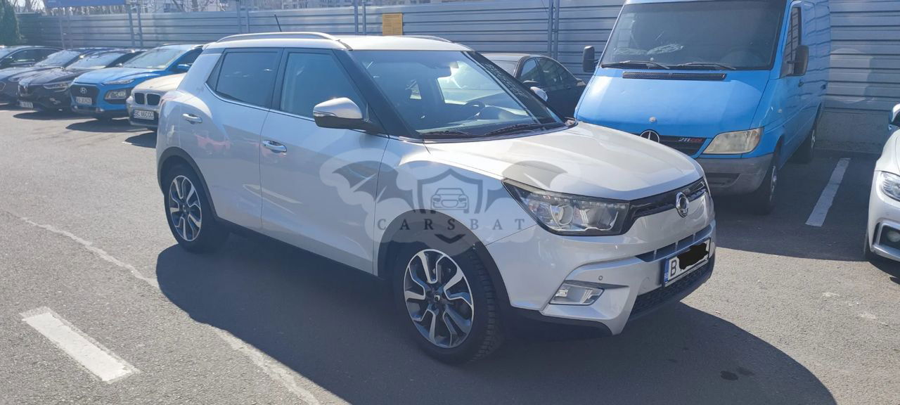 Ssangyong / KG Mobility Tivoli e-XDi 160 2WD Sapphire 2015