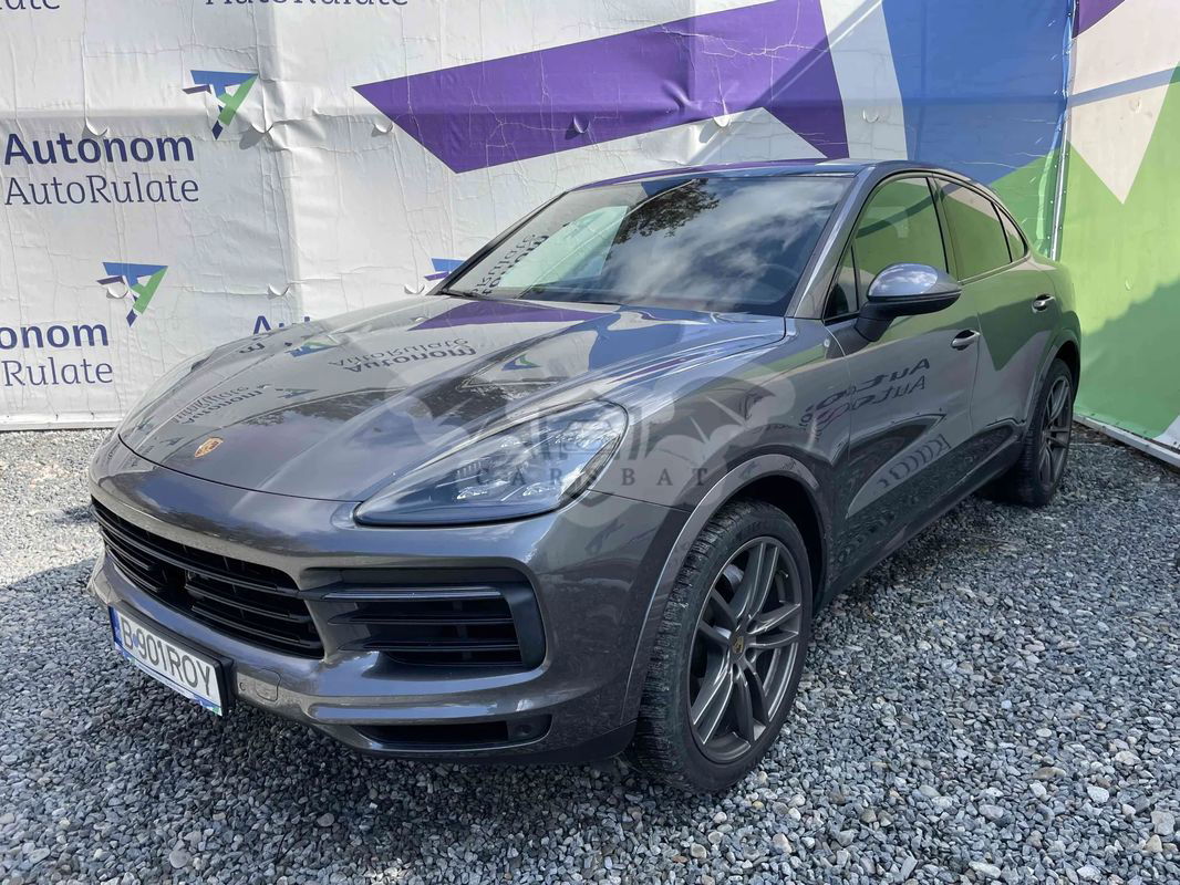 Porsche Cayenne Standard 2020
