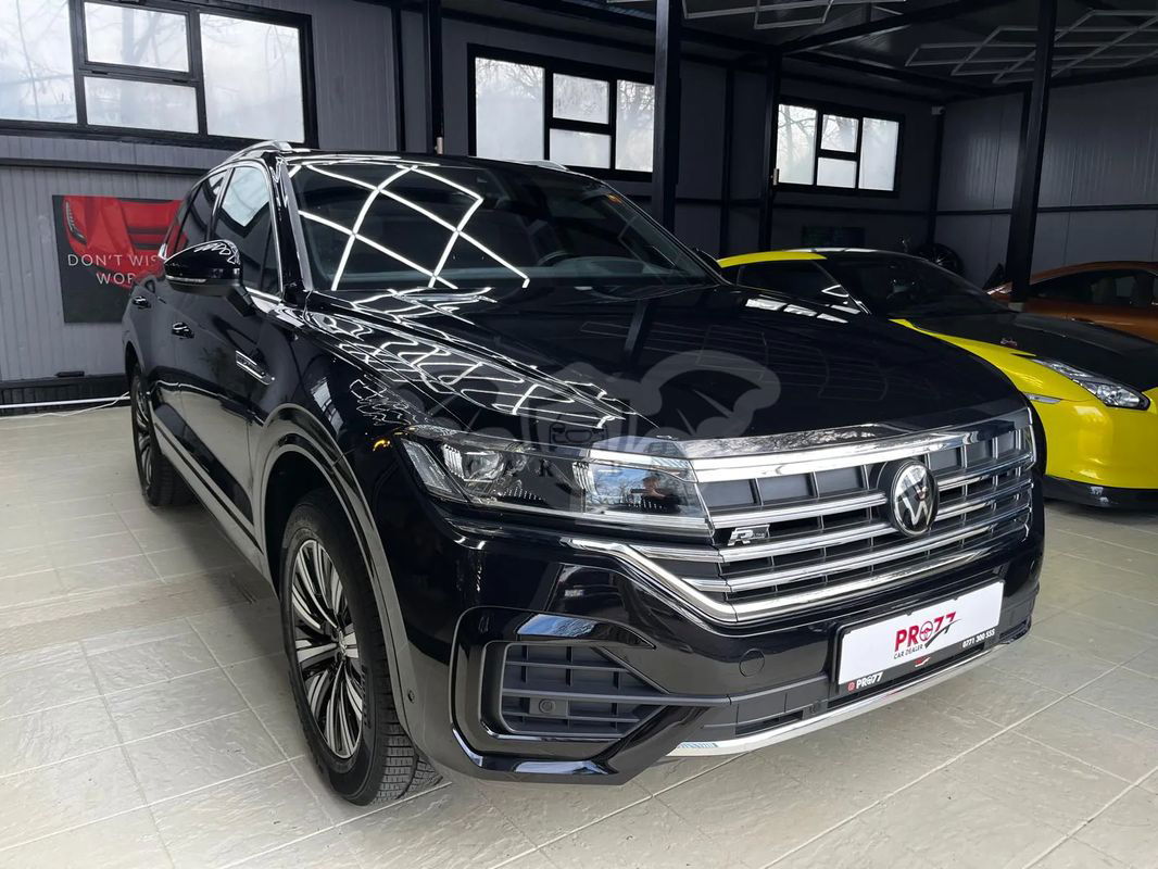 Volkswagen Touareg III [2018 - Prezent] 3.0 V6 TDI 4Motion DPF Automatik R-Line 2021