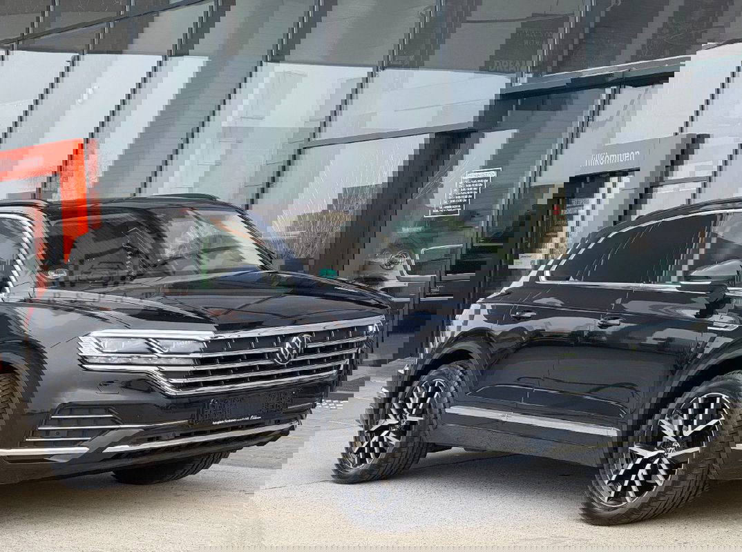 Volkswagen Touareg III [2018 - Prezent] 3.0 V6 TDI 4Motion DPF Automatik Atmosphere 2021