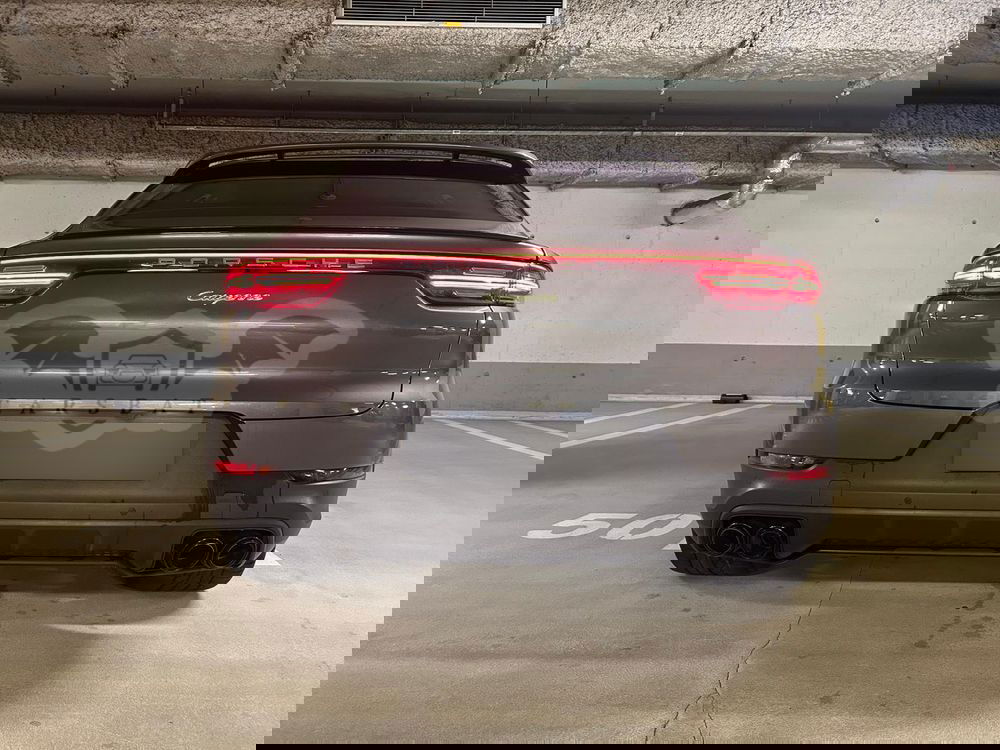 Porsche Cayenne 2021