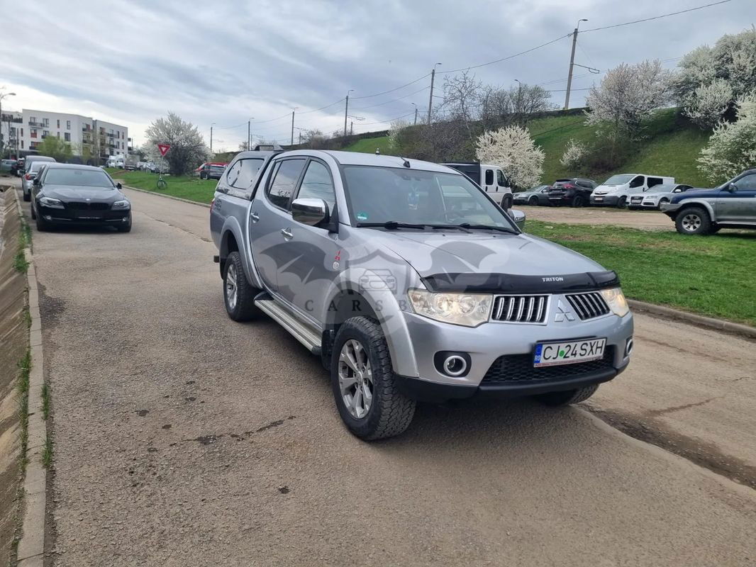 Mitsubishi L200 Pick Up 4x4 Autm. DPF Intense Double Cab 2012