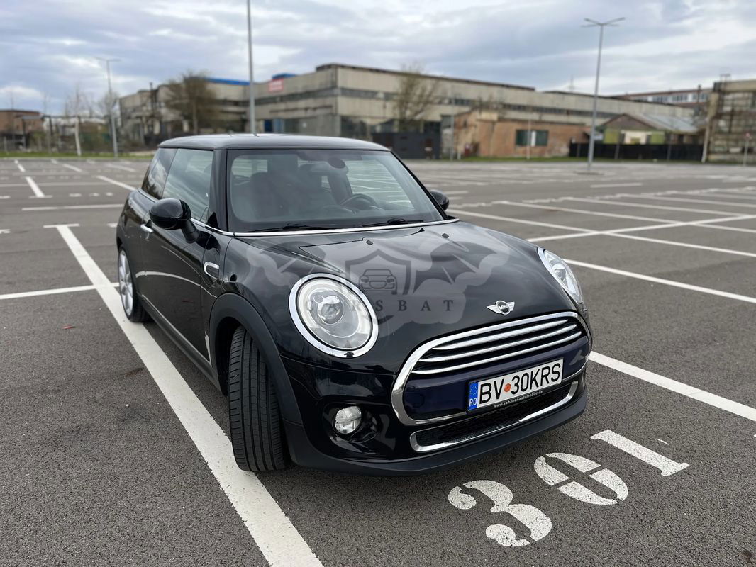 Mini Cooper Classic Trim 2015