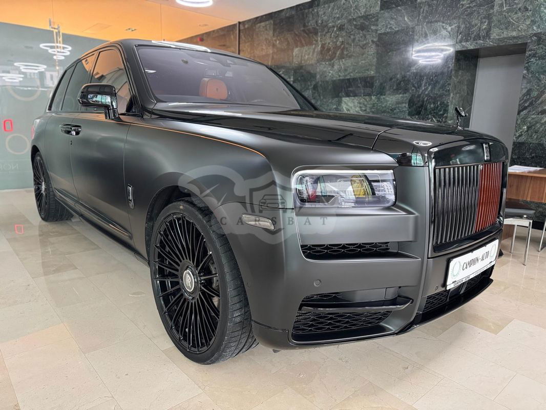 Rolls-Royce Cullinan Standard 2021