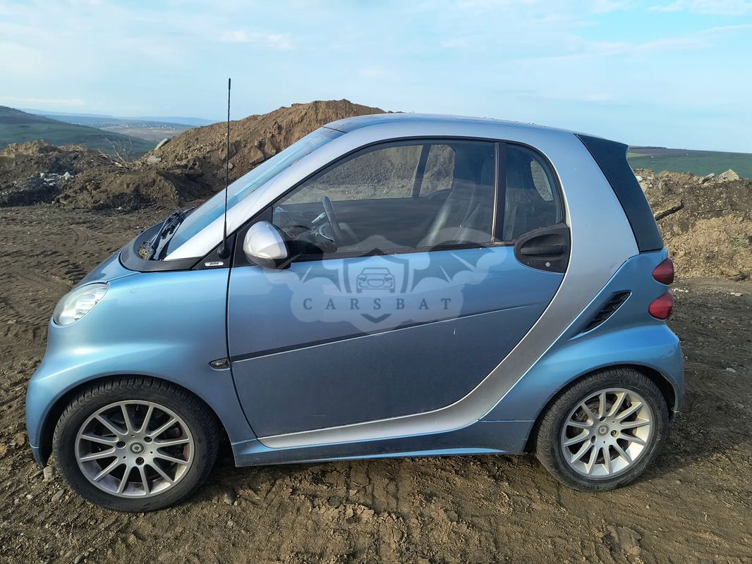 Smart Fortwo II [2007 - 2015] coupe 40 KW cdi 2011