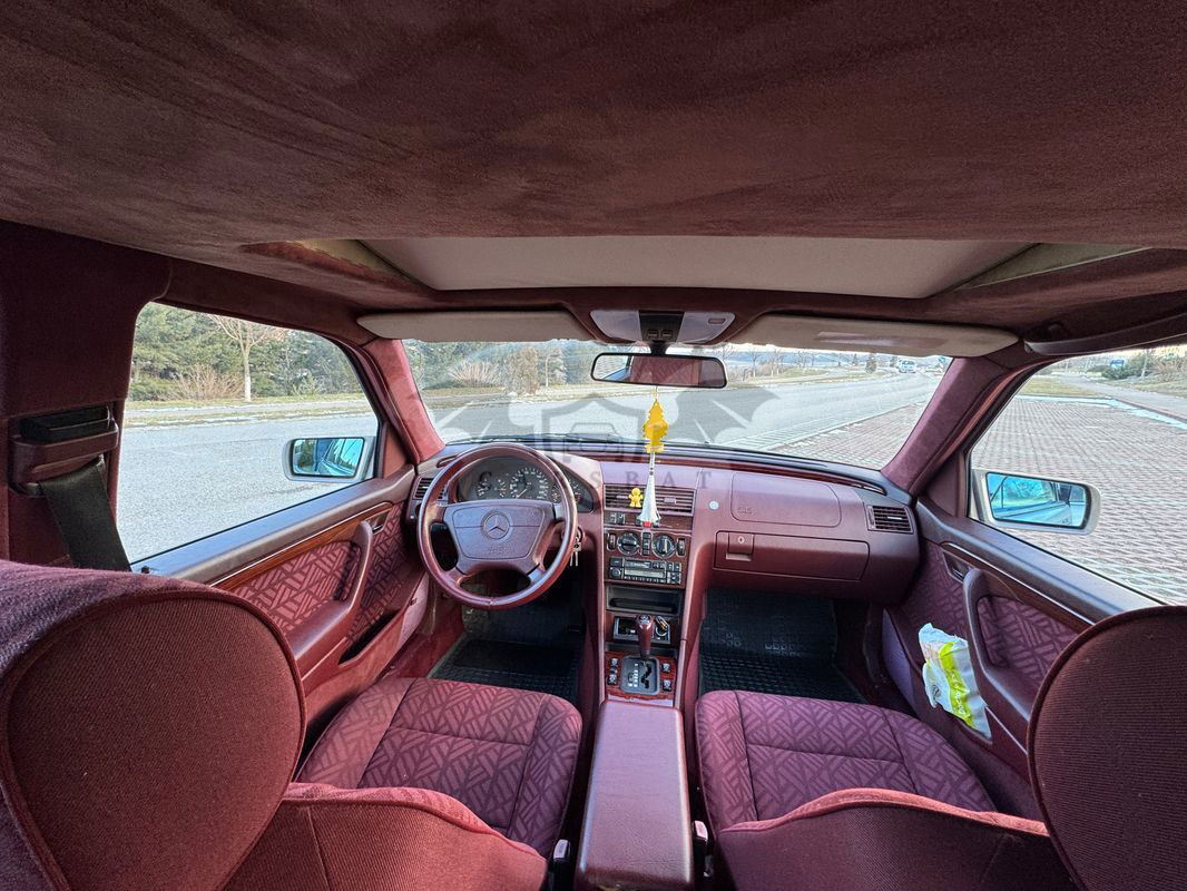 Mercedes-Benz C 1993