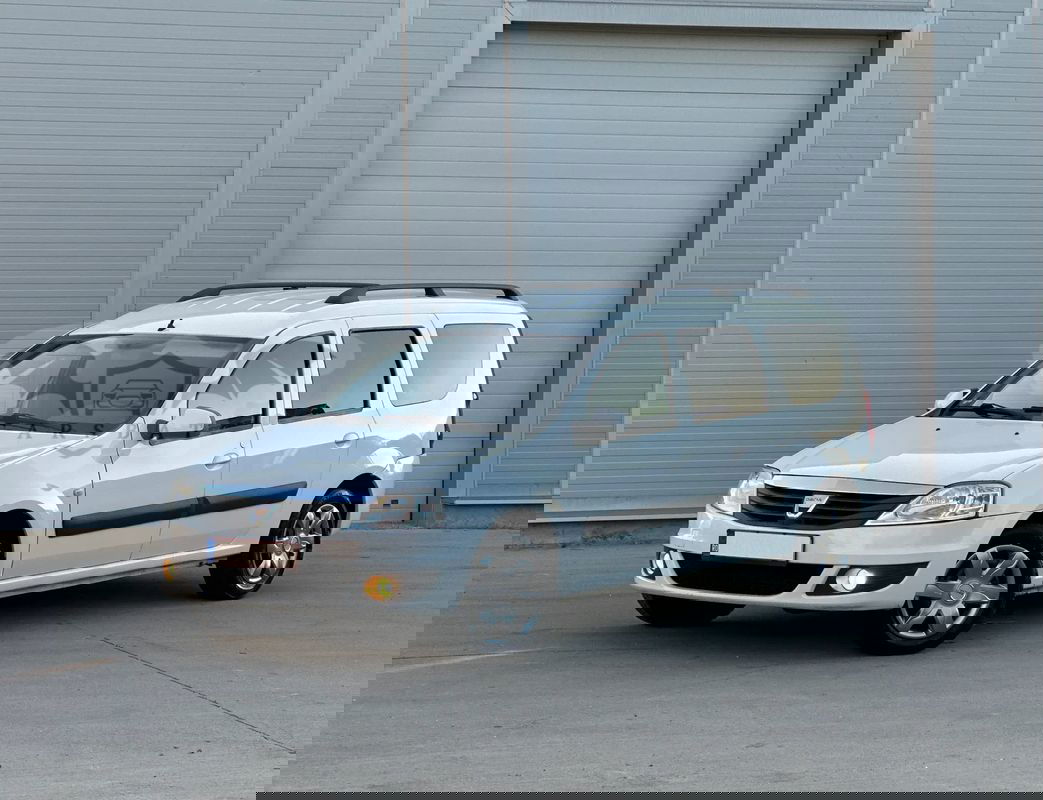 Dacia Logan I [2004 - 2012] MCV 1.5 dCi Black Line 2011