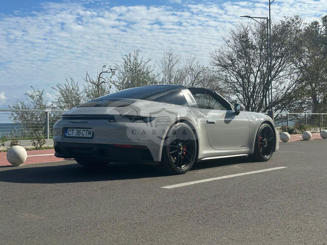 Porsche 992 2024