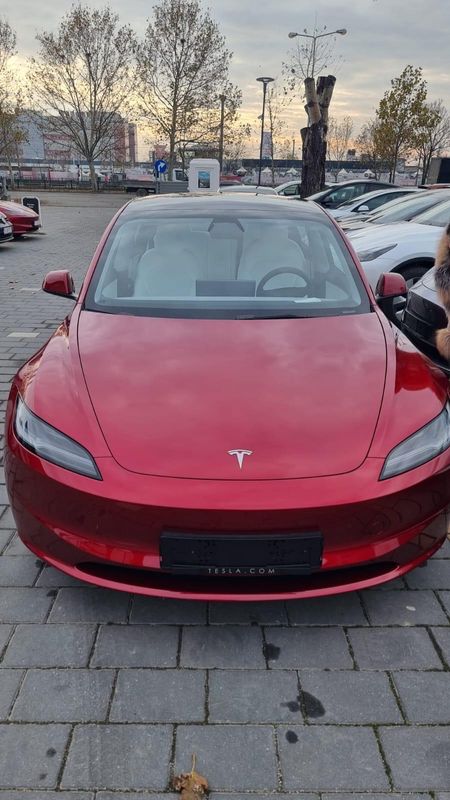 Tesla Model 3 RWD 2024