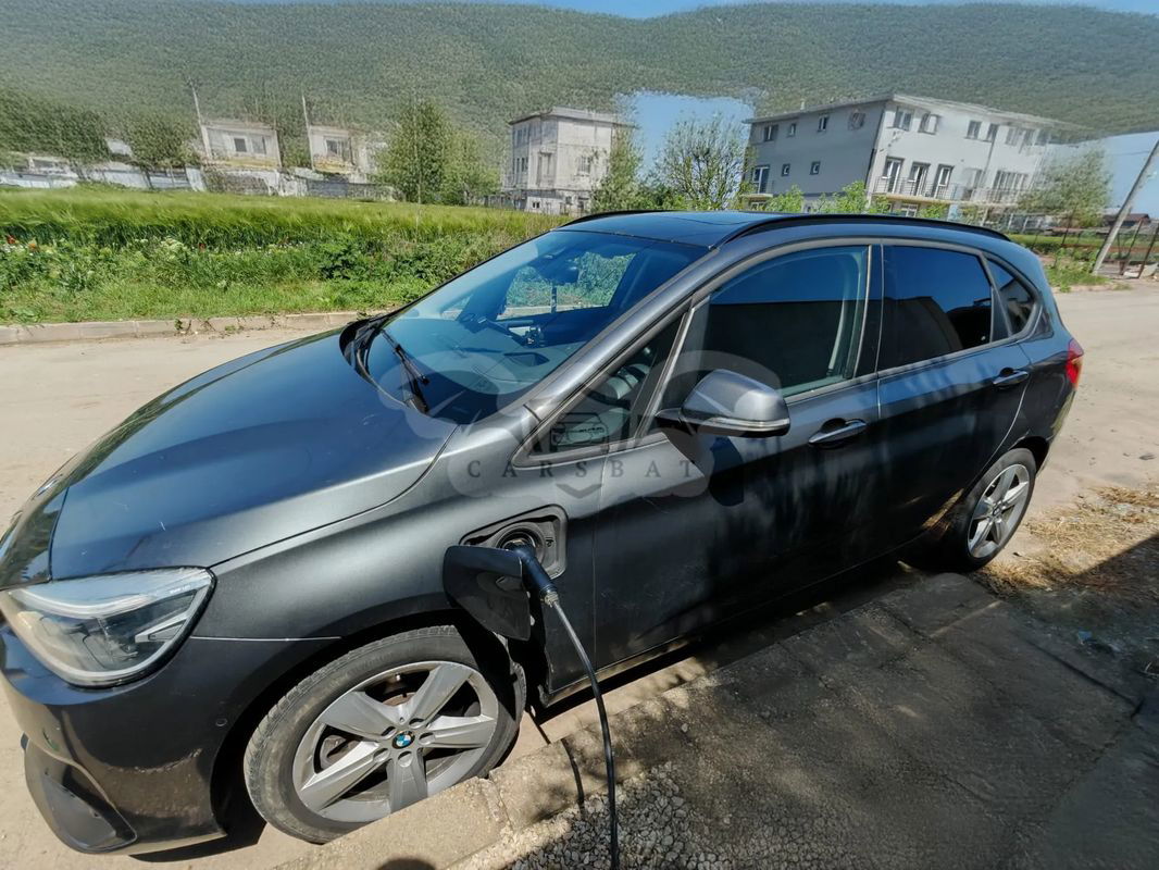 BMW 2 Series 218i AT 2021