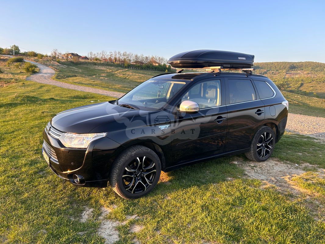 Mitsubishi Outlander III [2012 - 2021] 2.0 4WD Plug-In Hybrid 2014