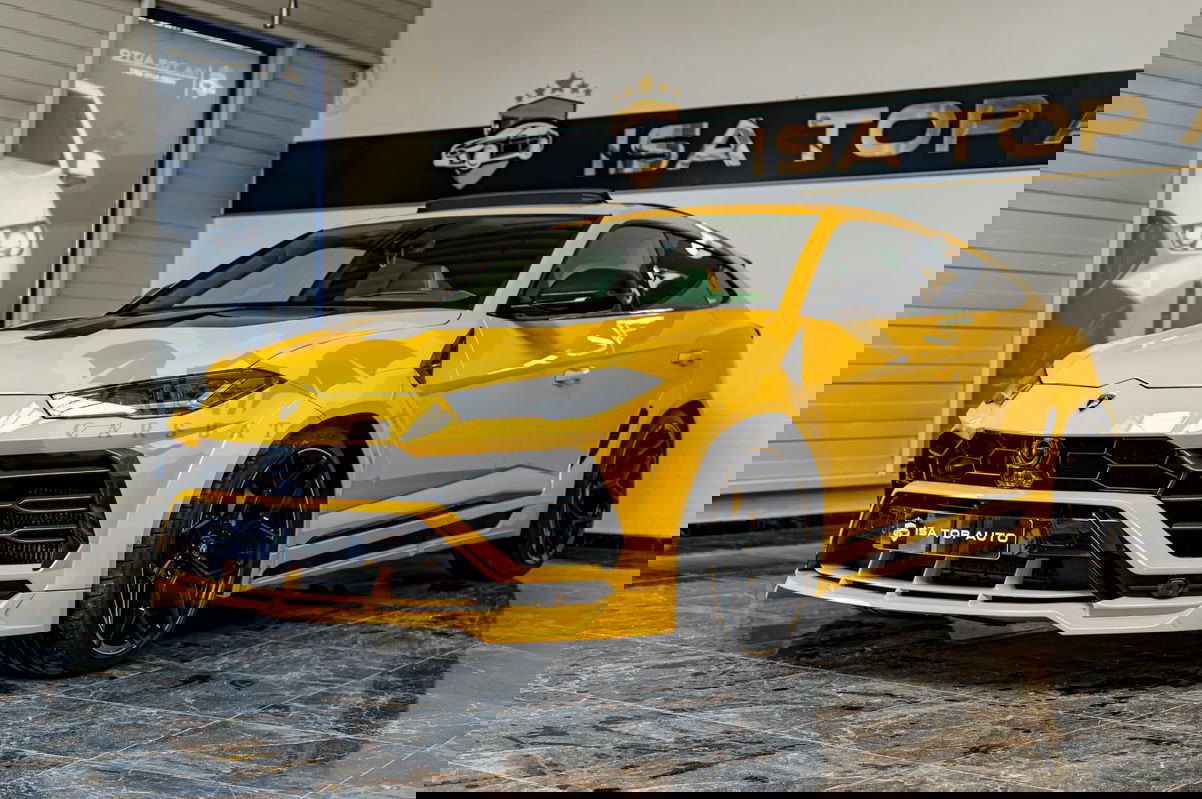 Lamborghini Urus 2021