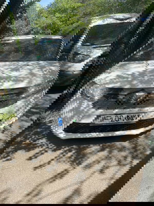 Dacia Logan II [2012 - 2020] 1.2 Ambiance 2016