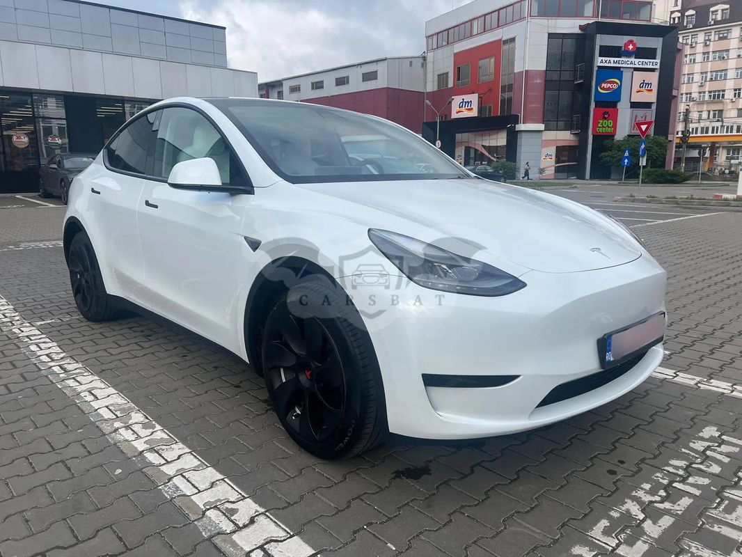 Tesla Model Y RWD 2024