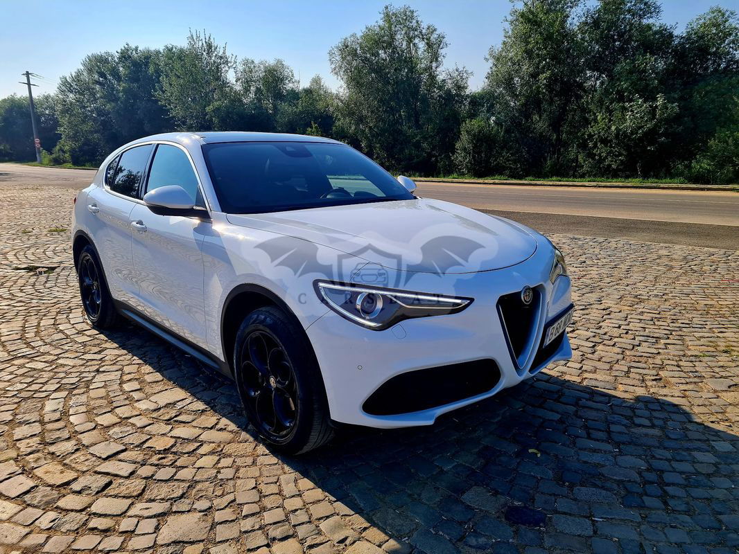 Alfa Romeo Stelvio 2.0 Turbo 16V AT8-Q4 First Edition 2017