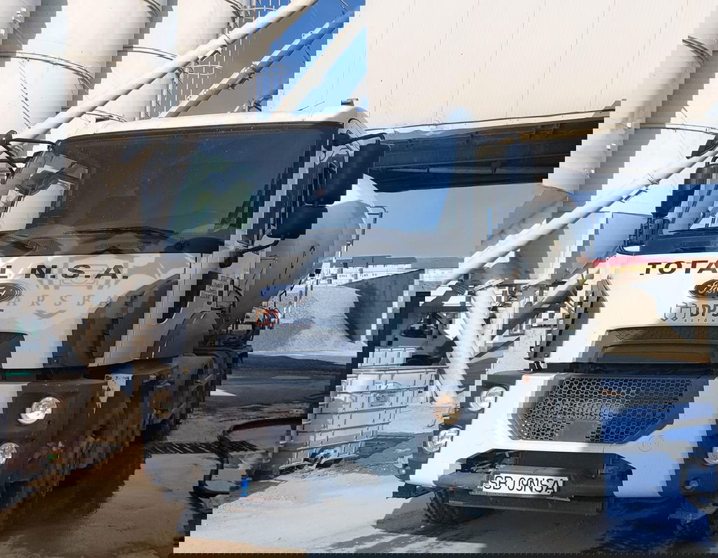 Ford Cargo 2019
