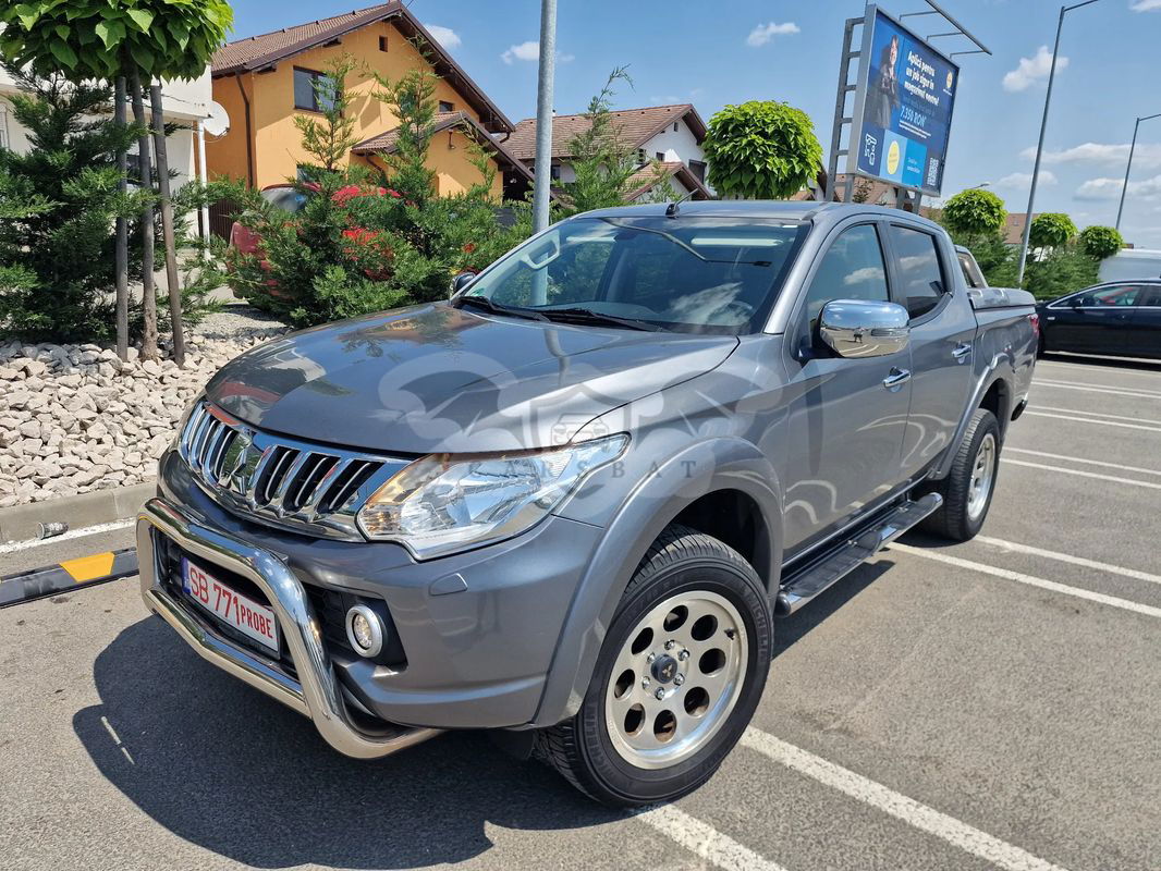 Mitsubishi L200 Pick Up 4x4 S&S Double Cab SUV-Star+ 2016