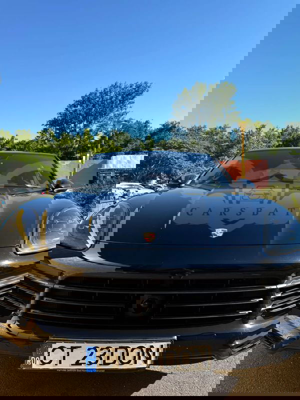 Porsche Cayenne 2021