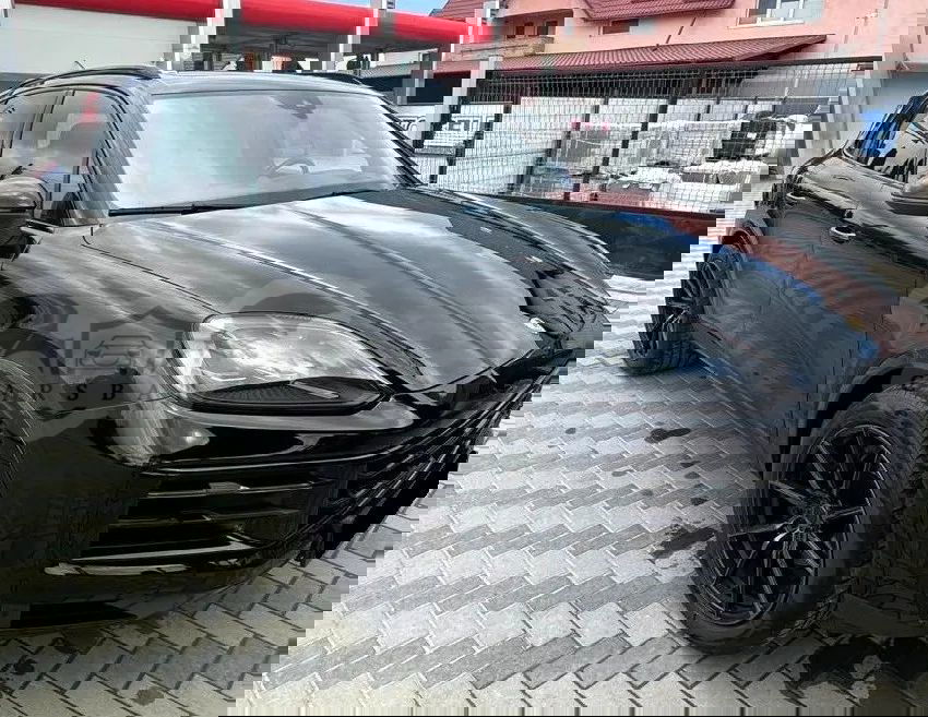 Porsche Cayenne Tiptronic S 2023