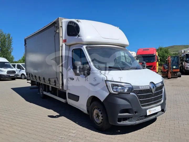 Renault Master 2021