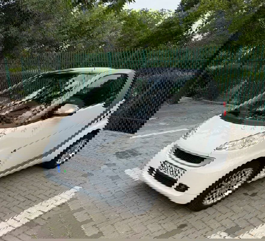 Smart Fortwo II [2007 - 2015] coupe 40 KW cdi 2010