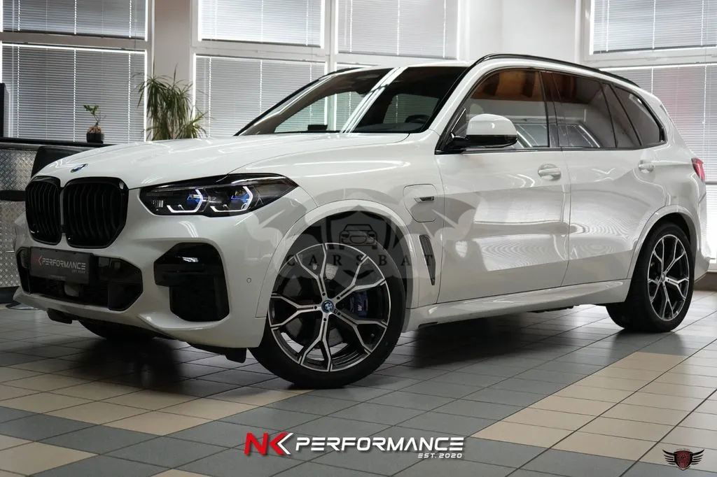 BMW X5 xDrive45e AT PHEV 2022