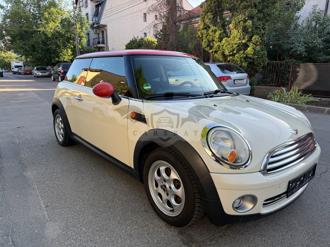 Mini One Standard 2010