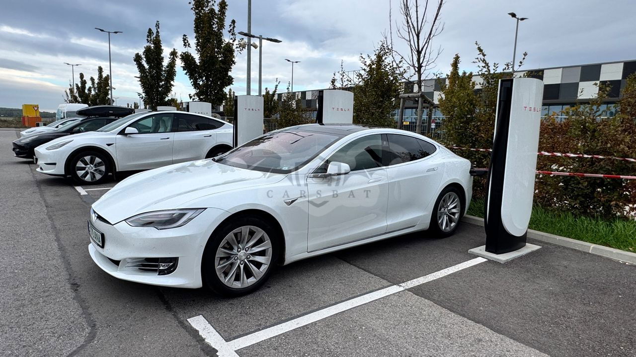 Tesla Model S 2017