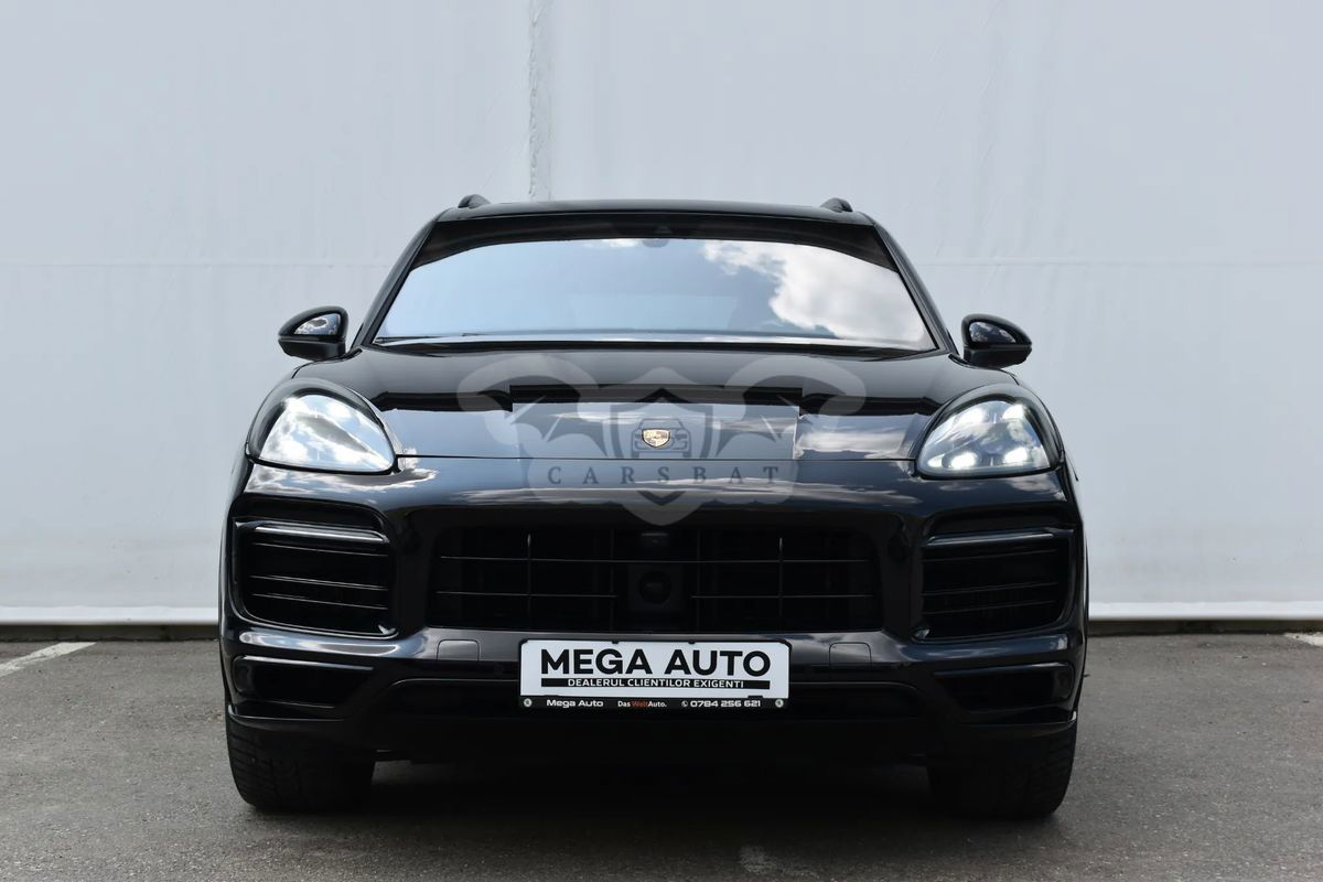 Porsche Cayenne Standard 2020