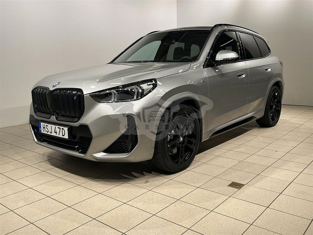 BMW iX1 2023